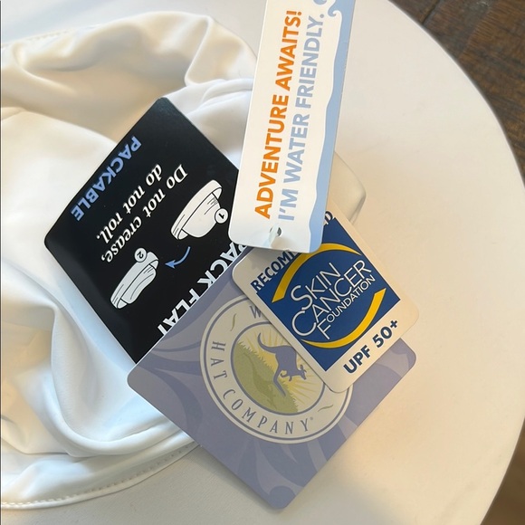 White Sun Protection Hat - Picture 3 of 3